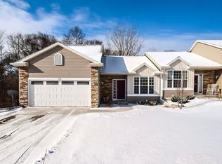 11110 Barnsley Rd #30, Lowell, MI 49331