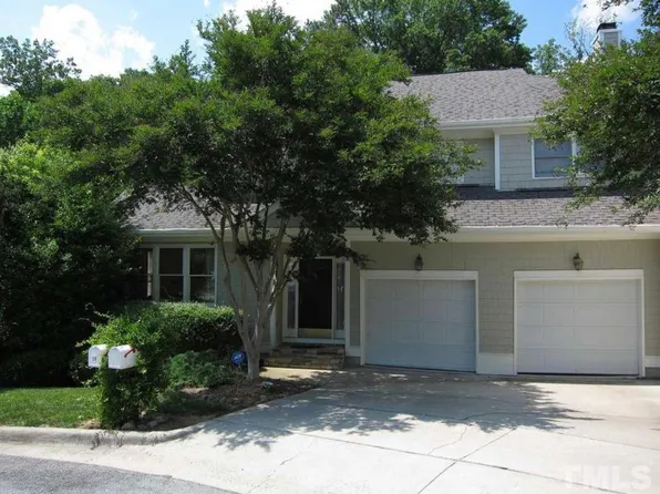 218 Columbia Pl W, Chapel Hill, NC 27516