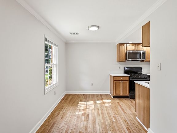 5th image of 5828 Alderleaf Pl