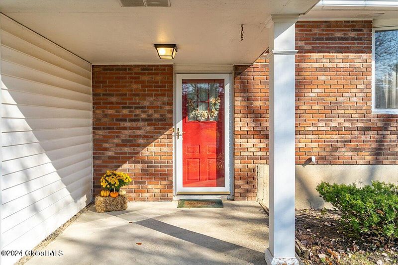 4th image of 5 Bellevue Street
