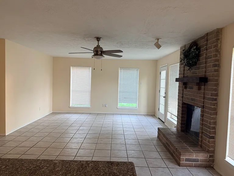 13738 Kensington Pl — Photo 4