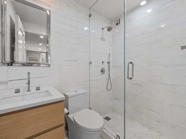 127 East 30th Street image 10 of 15