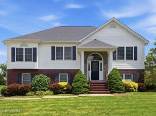 1052 Running Brook Dr, Lawrenceburg, KY 40342