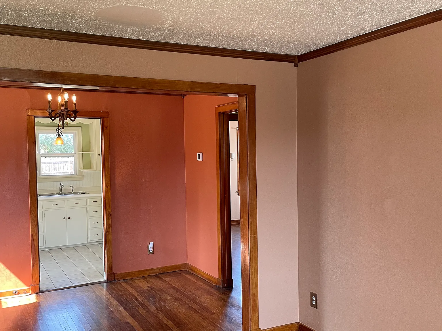 2 bed, 950 sqft, $1,325 — Photo 4