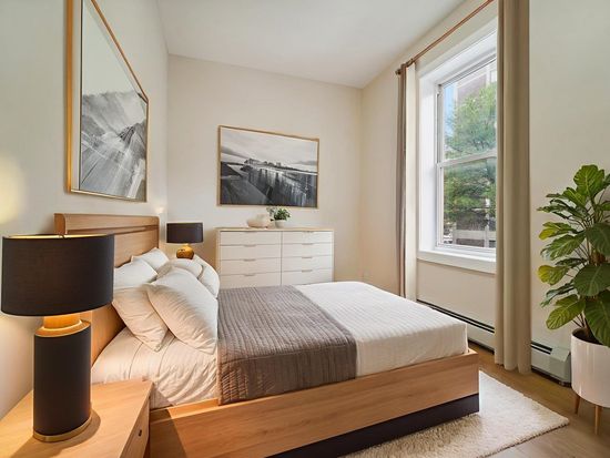 450 1st St APT 2, Hoboken, NJ 07030