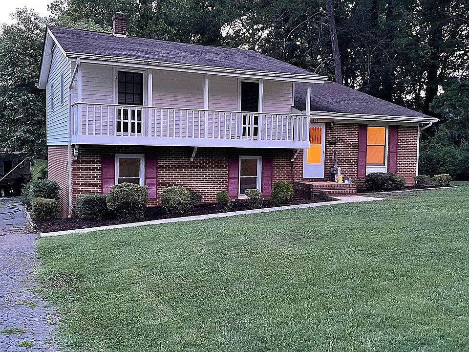 1st image of 124 Sunset Ln