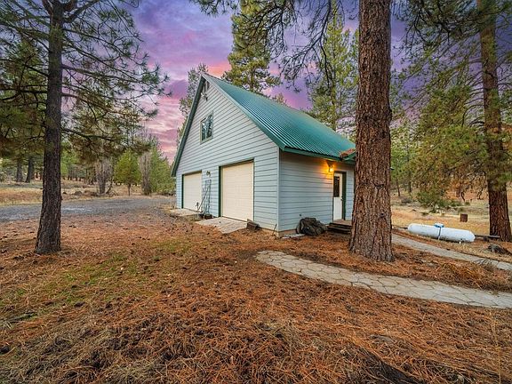 3rd image of 2627 Ponderosa Ln