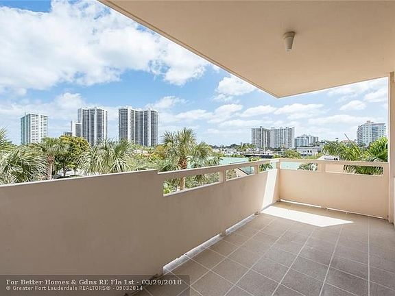 2nd image of 3233 NE 34th St APT 415