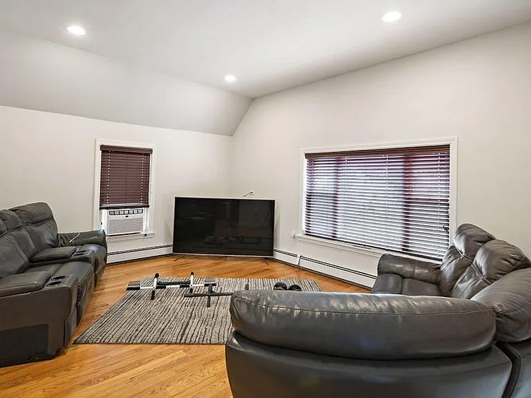 42 Babcock St #2 — Photo 3