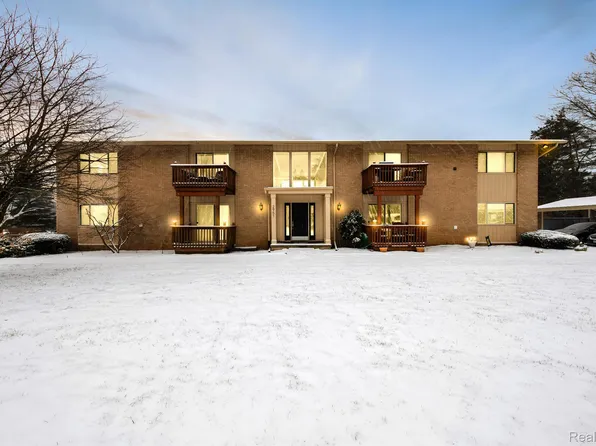 2951 Seymour Lake Rd Unit 5, Oxford, MI 48371