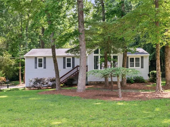 510 Magnolia Dr, Woodstock, GA 30188