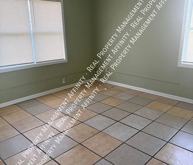639 Mississippi Blvd #4 — Photo 15
