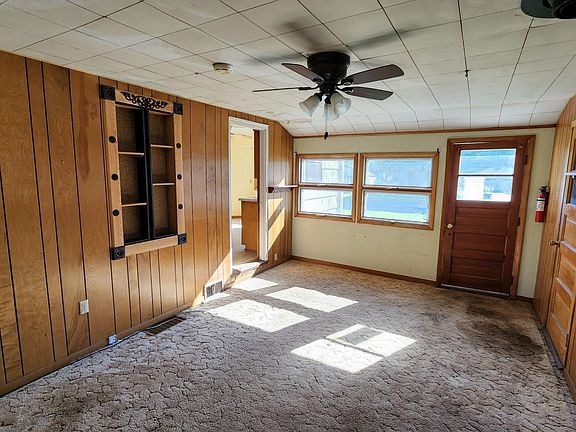 4th image of 1027 McCammon Ave