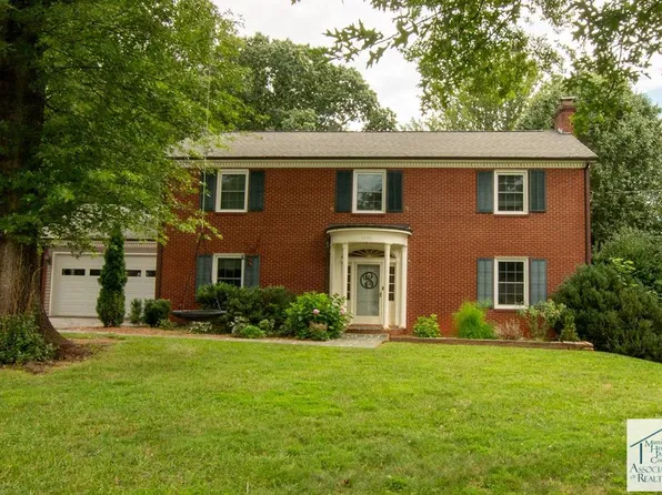 1235 Sam Lions Trl, Martinsville, VA 24112