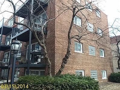 1st image of 2620 W Catalpa Ave #11