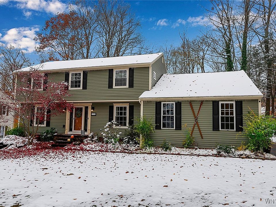 1st image of 138 Tanglewood Dr W