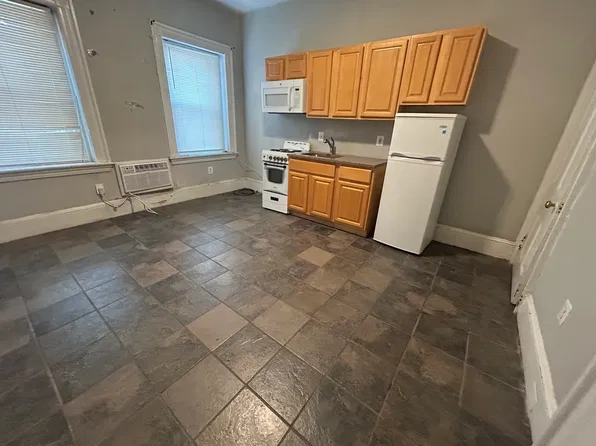 3431 Spring Garden St, Philadelphia, PA