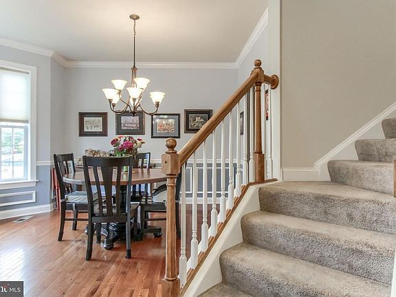 4th image of 120 Pine Creek Dr