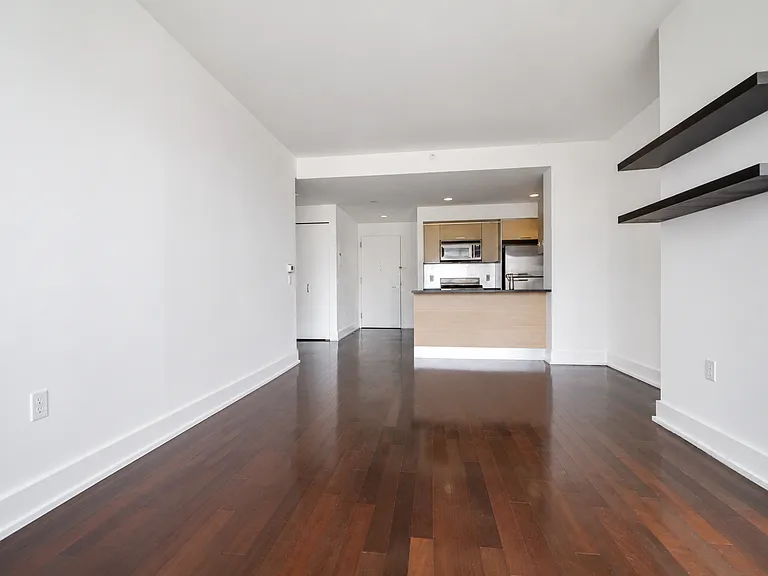 350 W 42nd St #25C — Photo 8