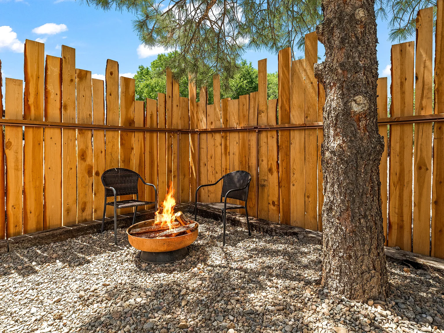 1 bed, 400 sqft, $2,500 — Photo 4