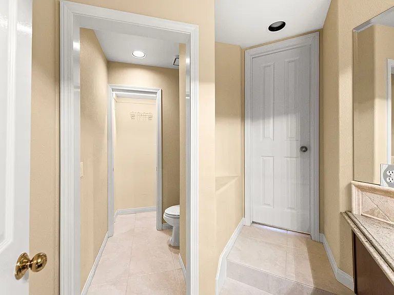 2663 Yellowwood Dr — Photo 41
