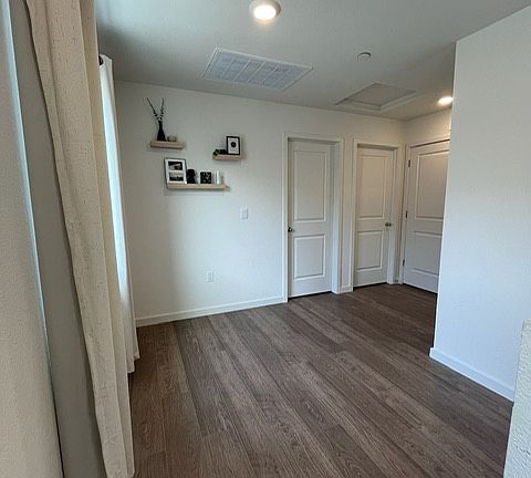 5th image of 5464 Molino Cir