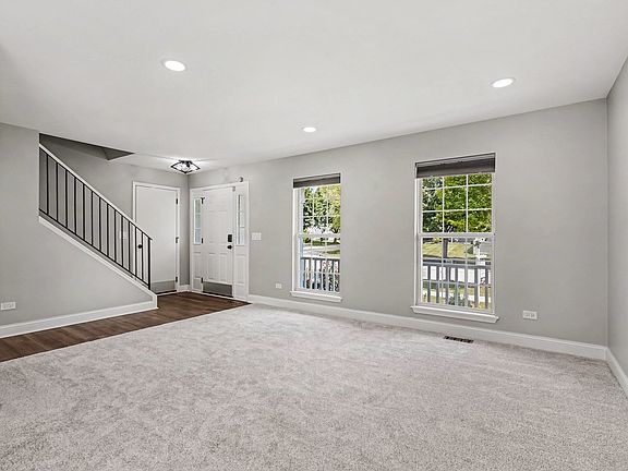 2nd image of 2811 Skylane Dr