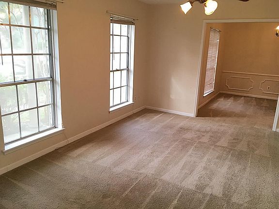 3rd image of 8114 Dorrcrest Ln