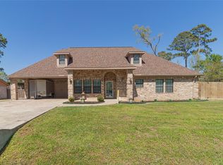2010 Eagle Point Rd, Crosby, TX 77532