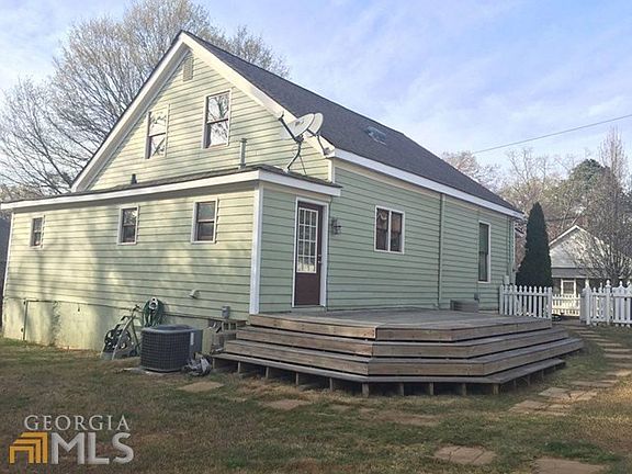 2nd image of 1735 Green St NE