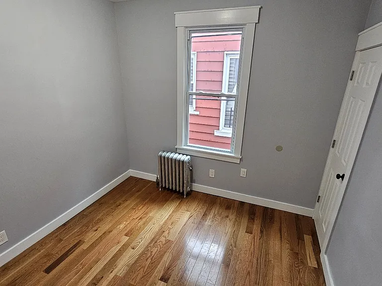 423 S 14th St #2 — Photo 7