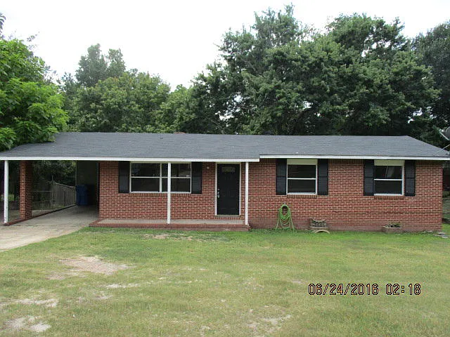 6044 Luna Dr photo 1