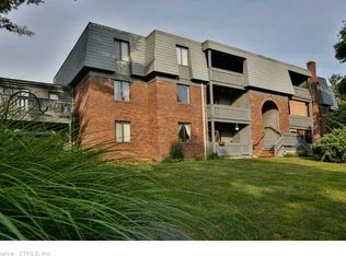 145 Trolley Crossing Ln, Middletown, CT 06457