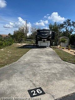 1st image of 26 Windward Dr