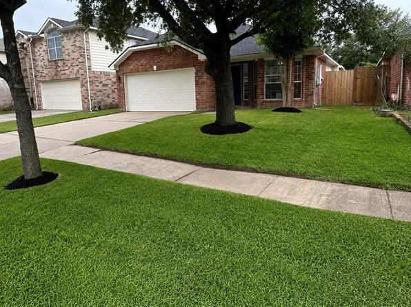 8610 Scaup Dr, Houston, TX 77040