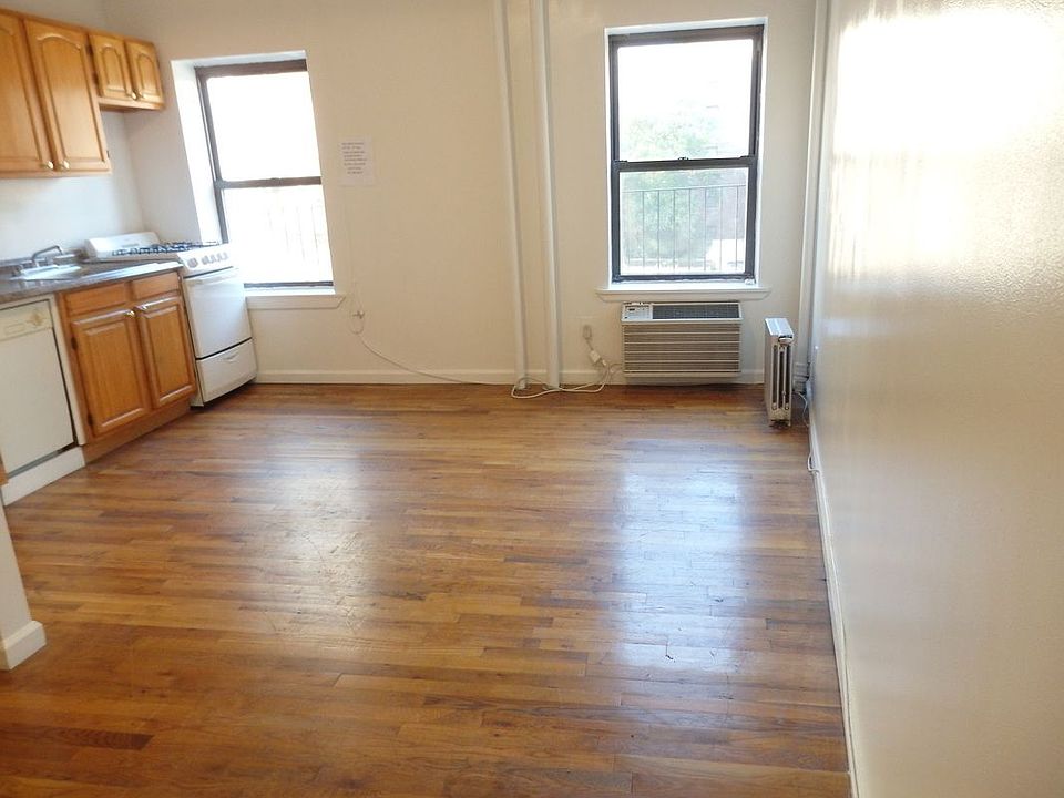 1st image of 853 9th Ave APT 3