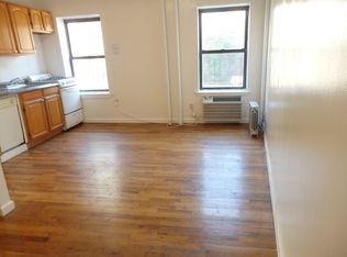 853 9th Ave APT 3, New York, NY 10019