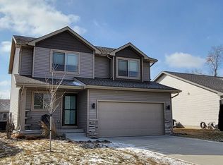 303 SW 48th St, Ankeny, IA 50023