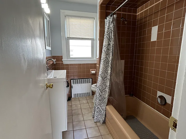 52 Monroe Ave #1 — Photo 15