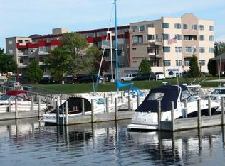 503 S Rath Ave, Ludington, MI 49431