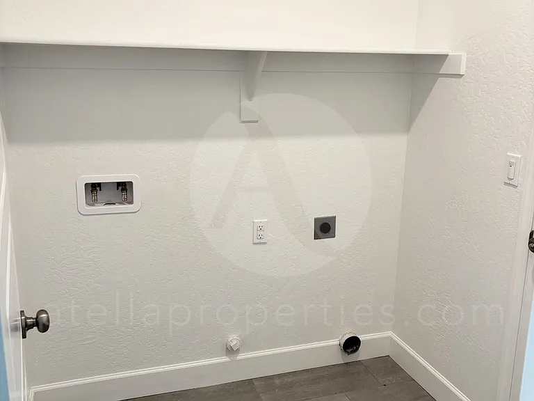 203 E Taylor Ave — Photo 10
