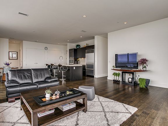 2200-victory-ave-dallas-tx-1405-High-Res-6.jpg