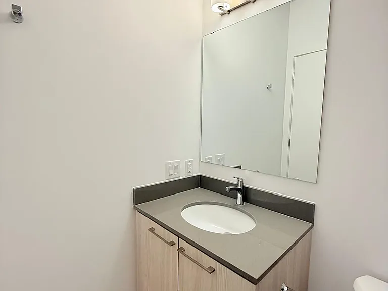 7437 Kingston Rd #818B — Photo 12