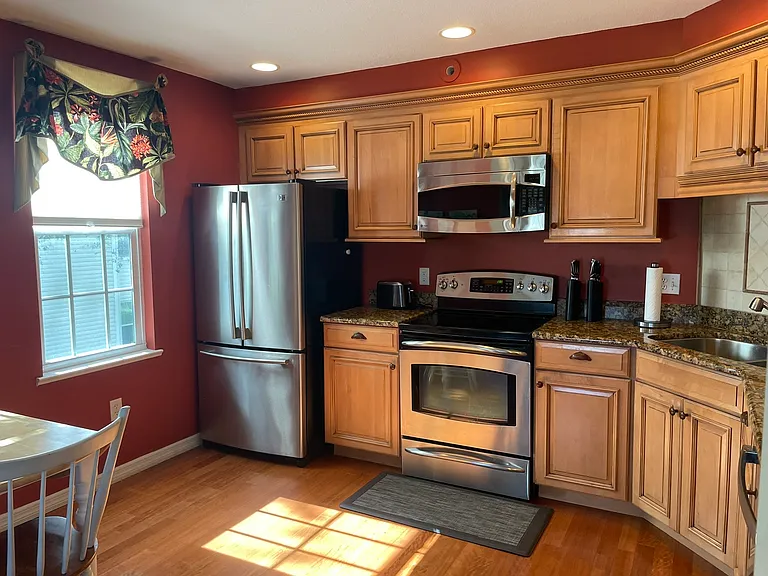 1914-4 Westminster Cir #13-4 — Photo 2