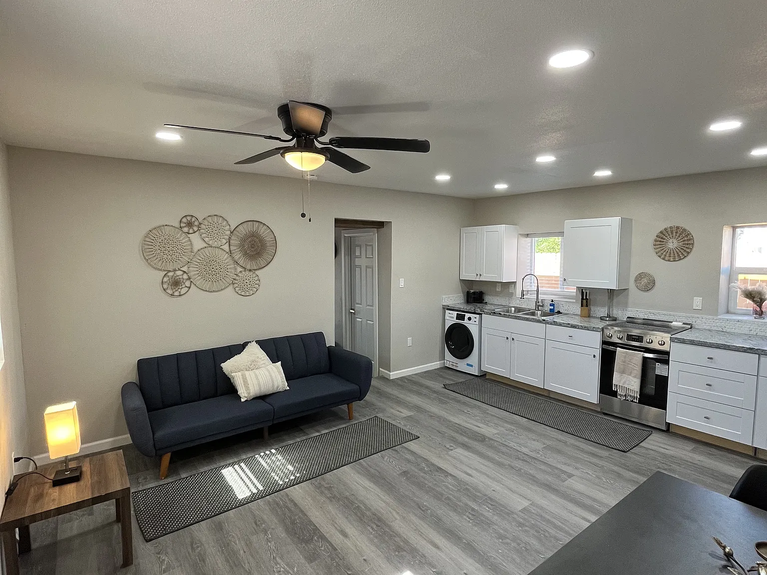 1204 Sawmill Rd NW — Photo 4