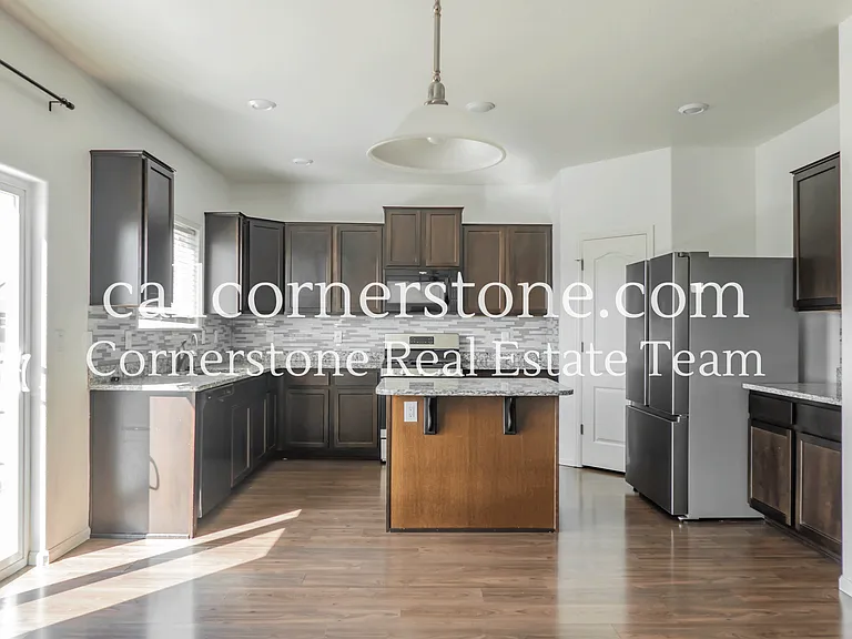 10011 Seawolf Dr — Photo 6