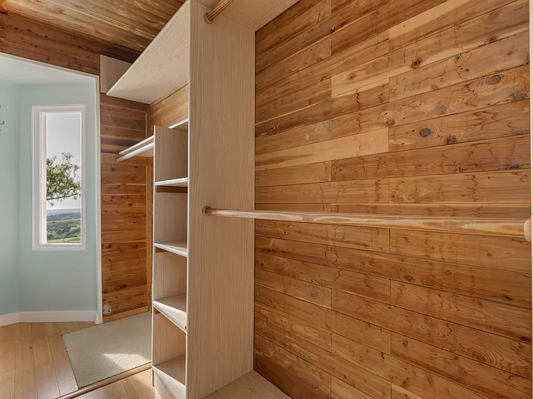 Master Bedroom Closet