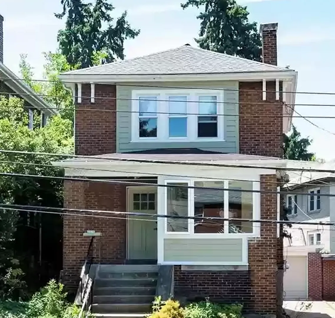 Must See 3 BD/ 2 BA located in Squirrel Hill Available 8/1/2026 — Photo 1