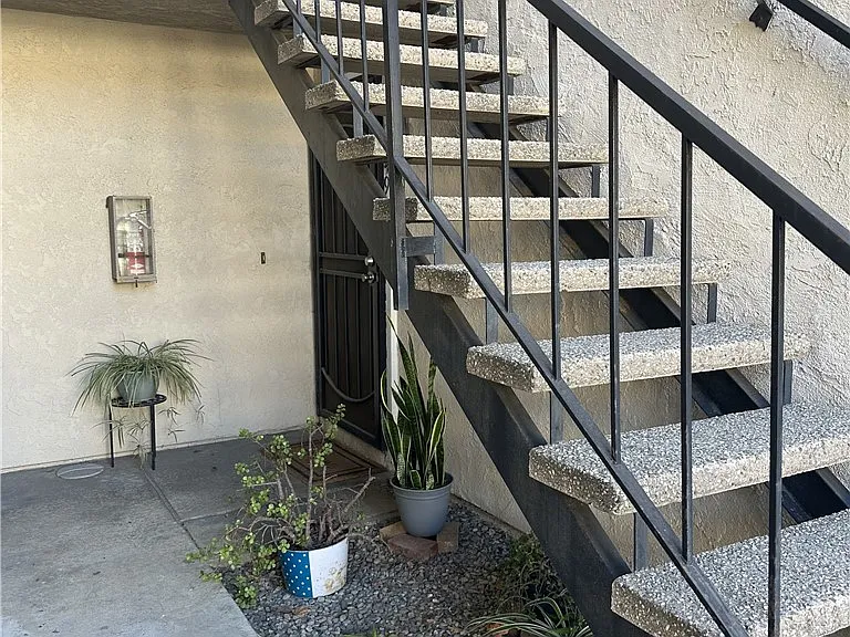8571 La Salle St #49 — Photo 4