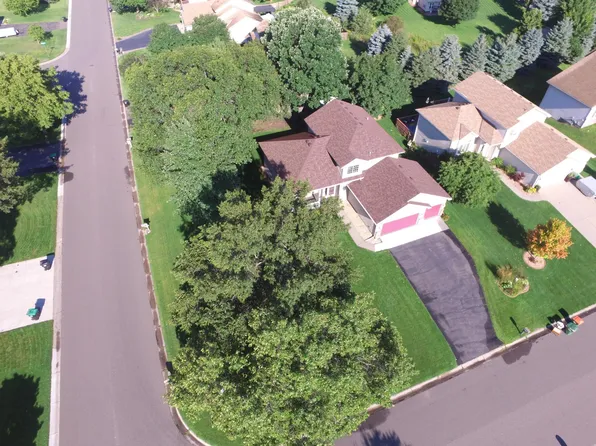15912 Drake St NW, Andover, MN 55304